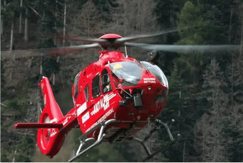 皇冠信用网怎么开户_25岁中国翼装飞行者在意大利飞行时不幸撞上山壁遇难