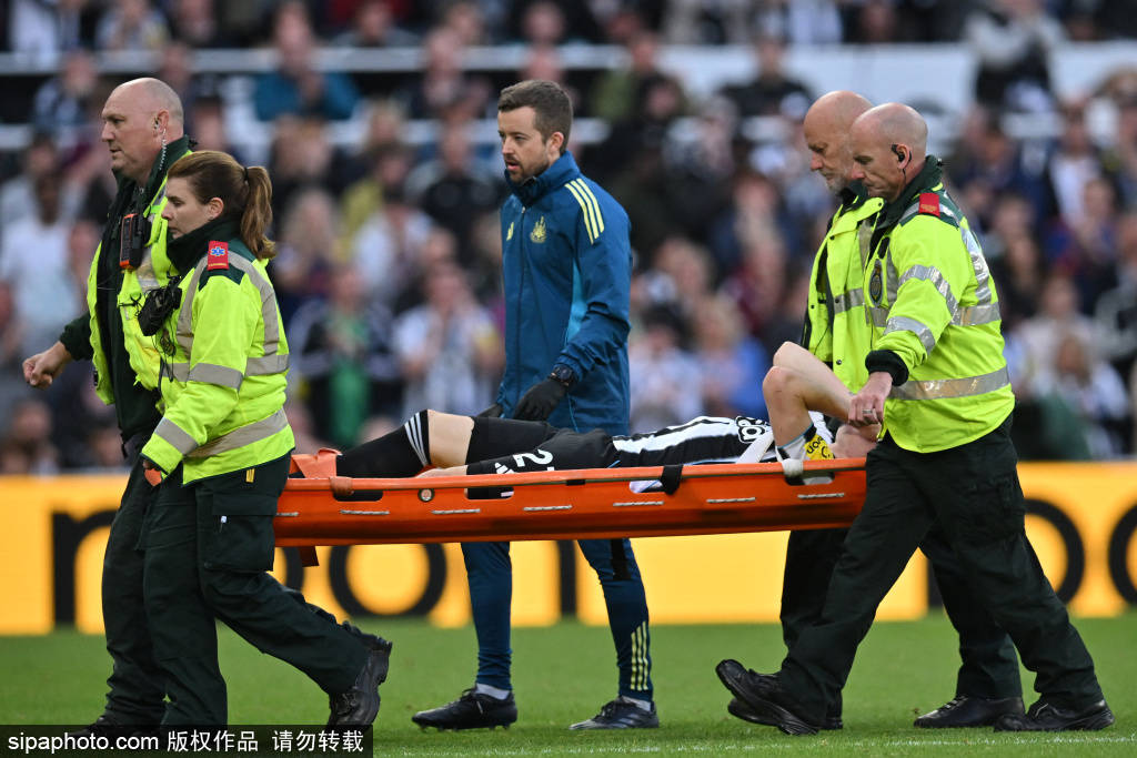 皇冠信用盘注册开通_阿森纳百场不败防线背后：英超历史第二支球队的荣耀与挑战