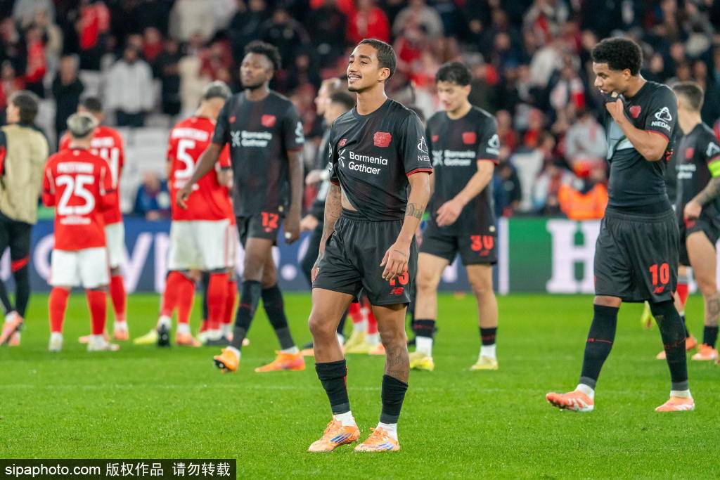 正版皇冠信用网出租_上海海港三连冠正版皇冠信用网出租！山东两支球队对冠军保持不败的背后故事与数据解析