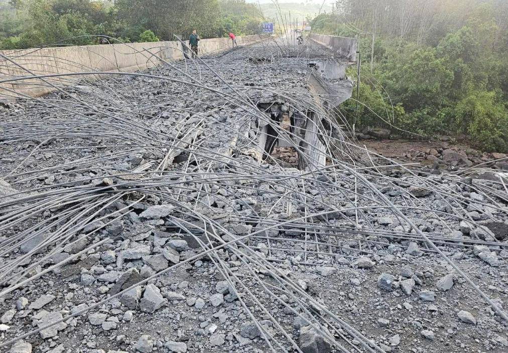 皇冠信用网登3代理_炸大桥皇冠信用网登3代理，炸赌场，F-16突防红旗12，泰国拒绝停火，跟特朗普唱反调